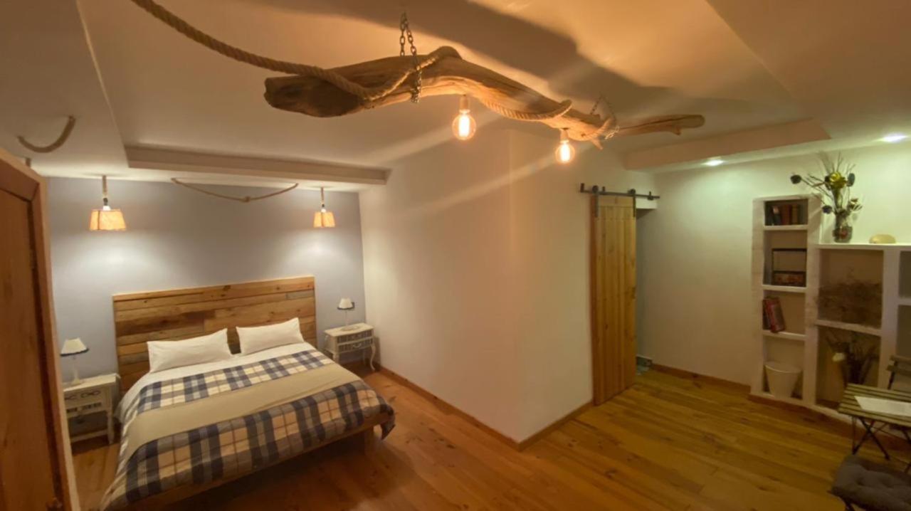Hotel Mirador Las Grullas Montmesa 外观 照片