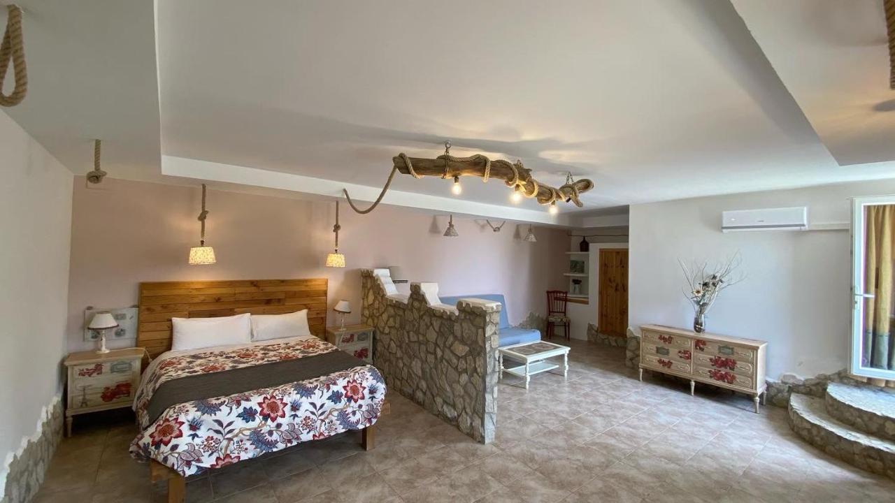 Hotel Mirador Las Grullas Montmesa 外观 照片