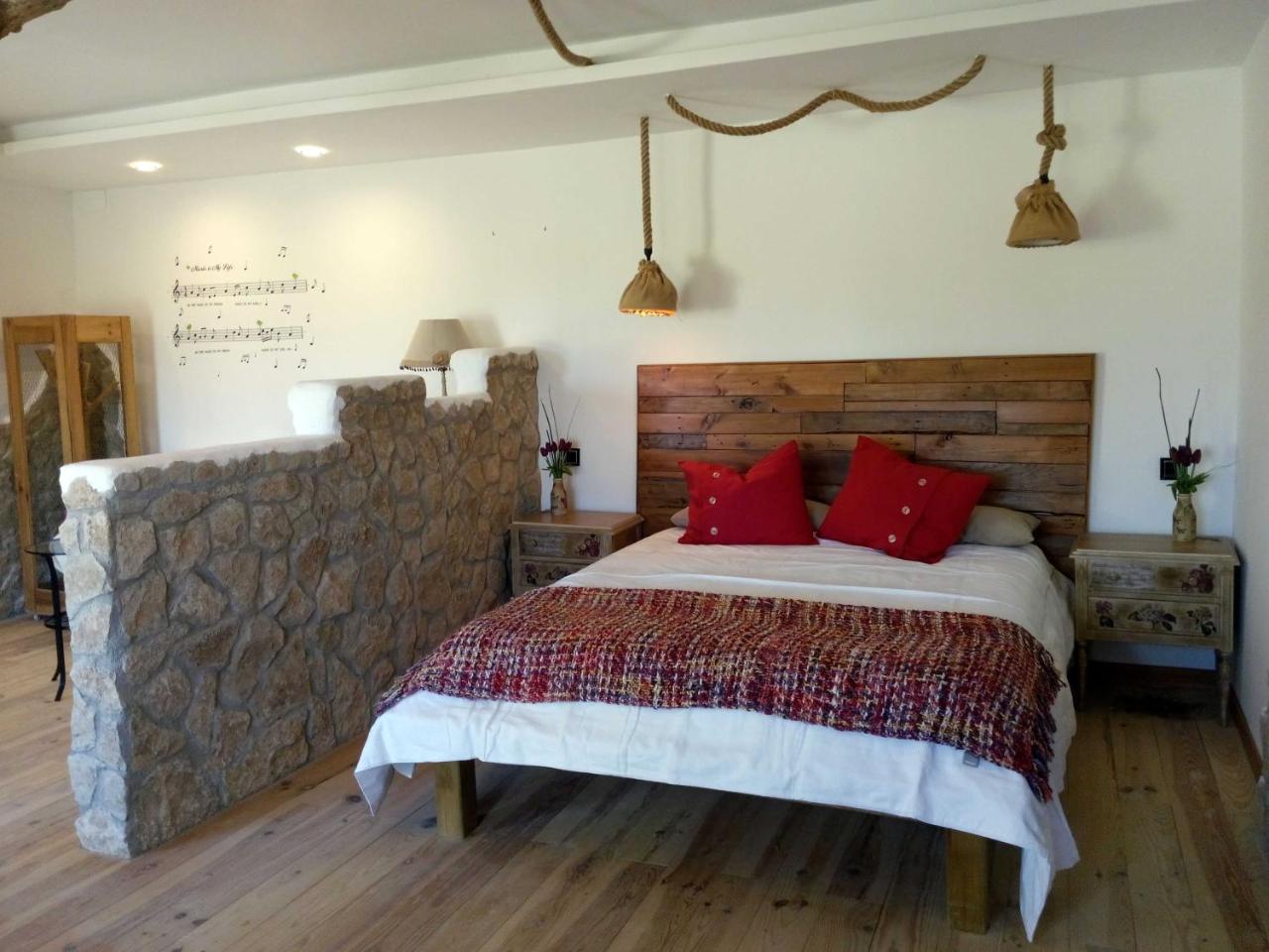 Hotel Mirador Las Grullas Montmesa 外观 照片